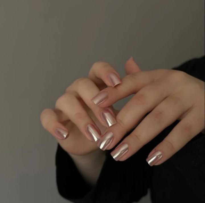 Chrome Press on nails sets