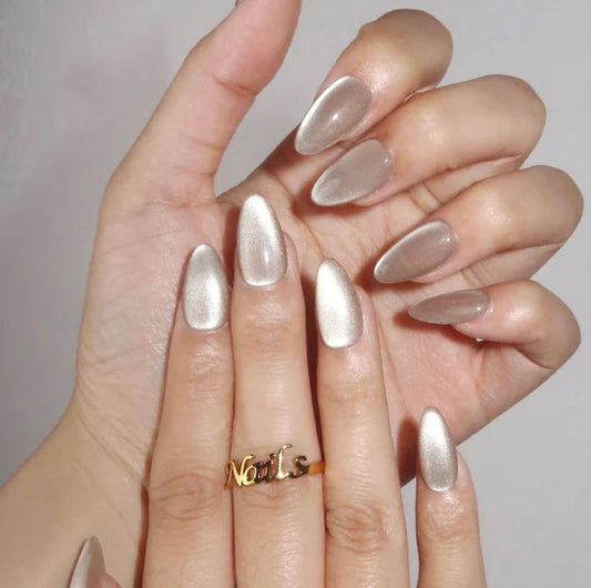 Premium Cat Eye Press On Nails Set