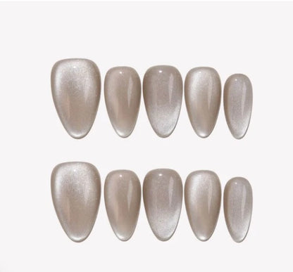 Premium Cat Eye Press On Nails Set