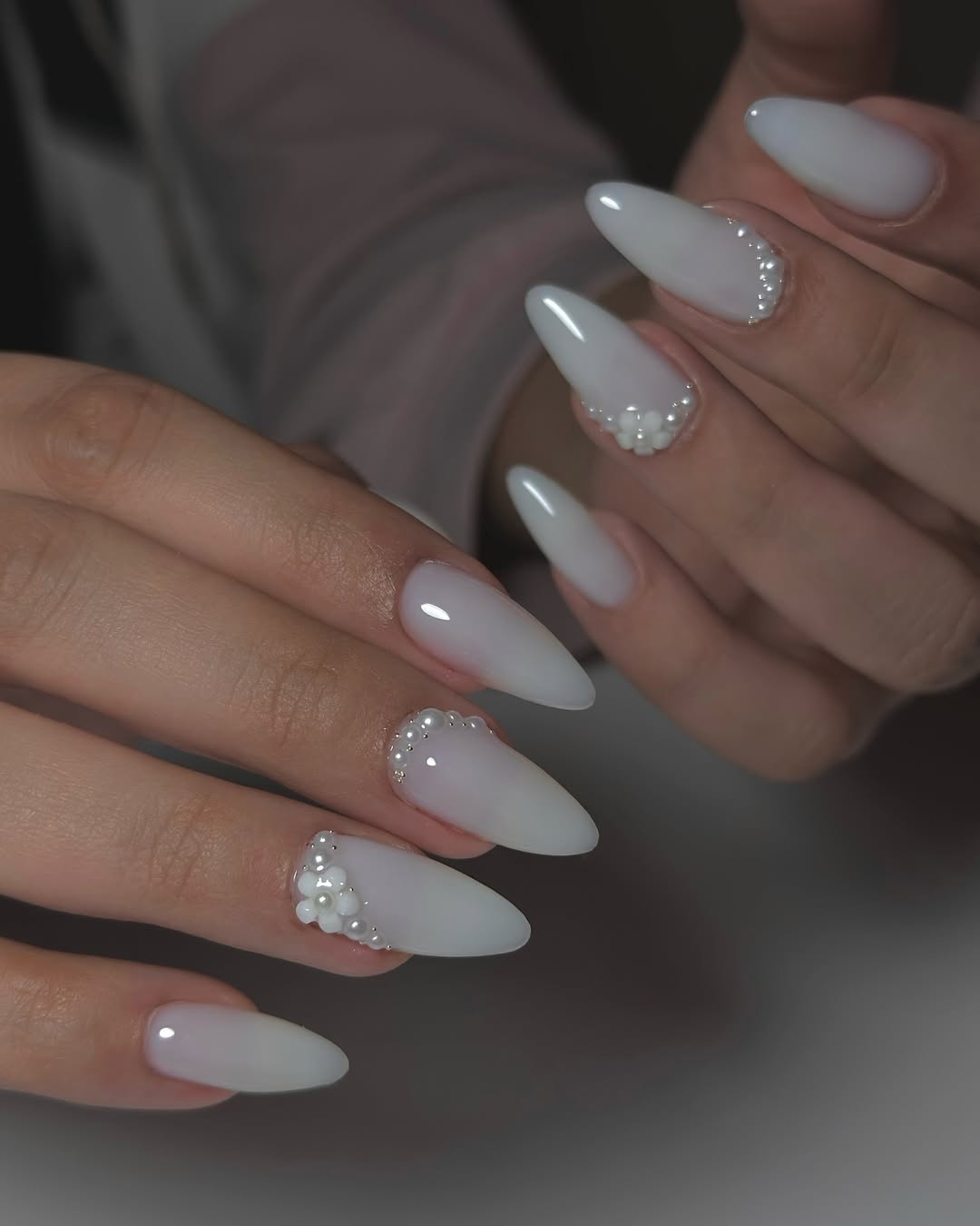 Milky white press on nails sets
